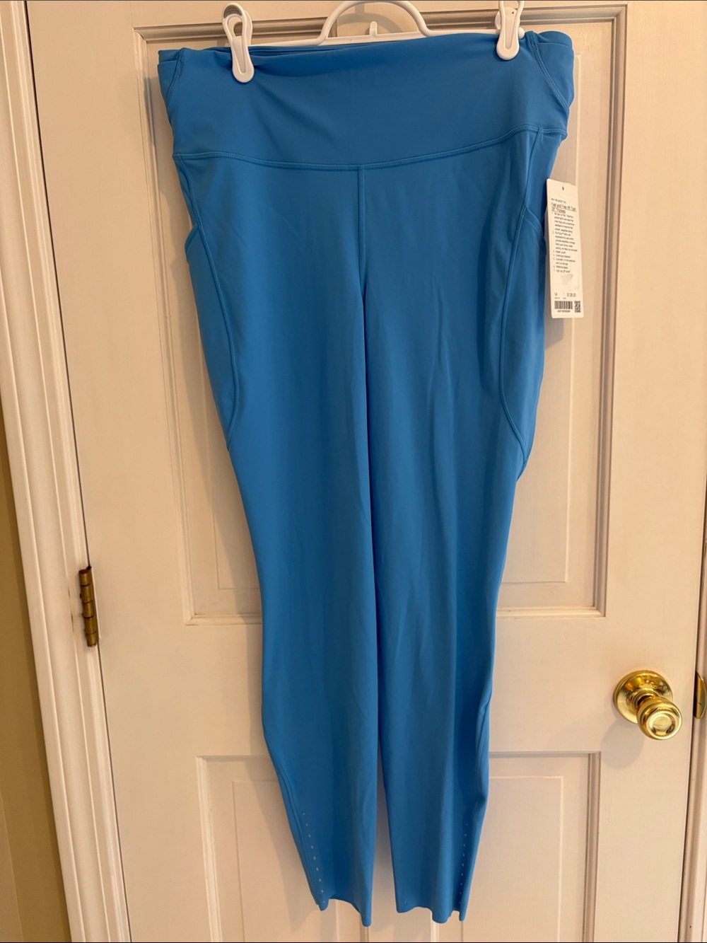 Lululemon fast and free hr tight 28 inches leggings with pockets pretty blue bn